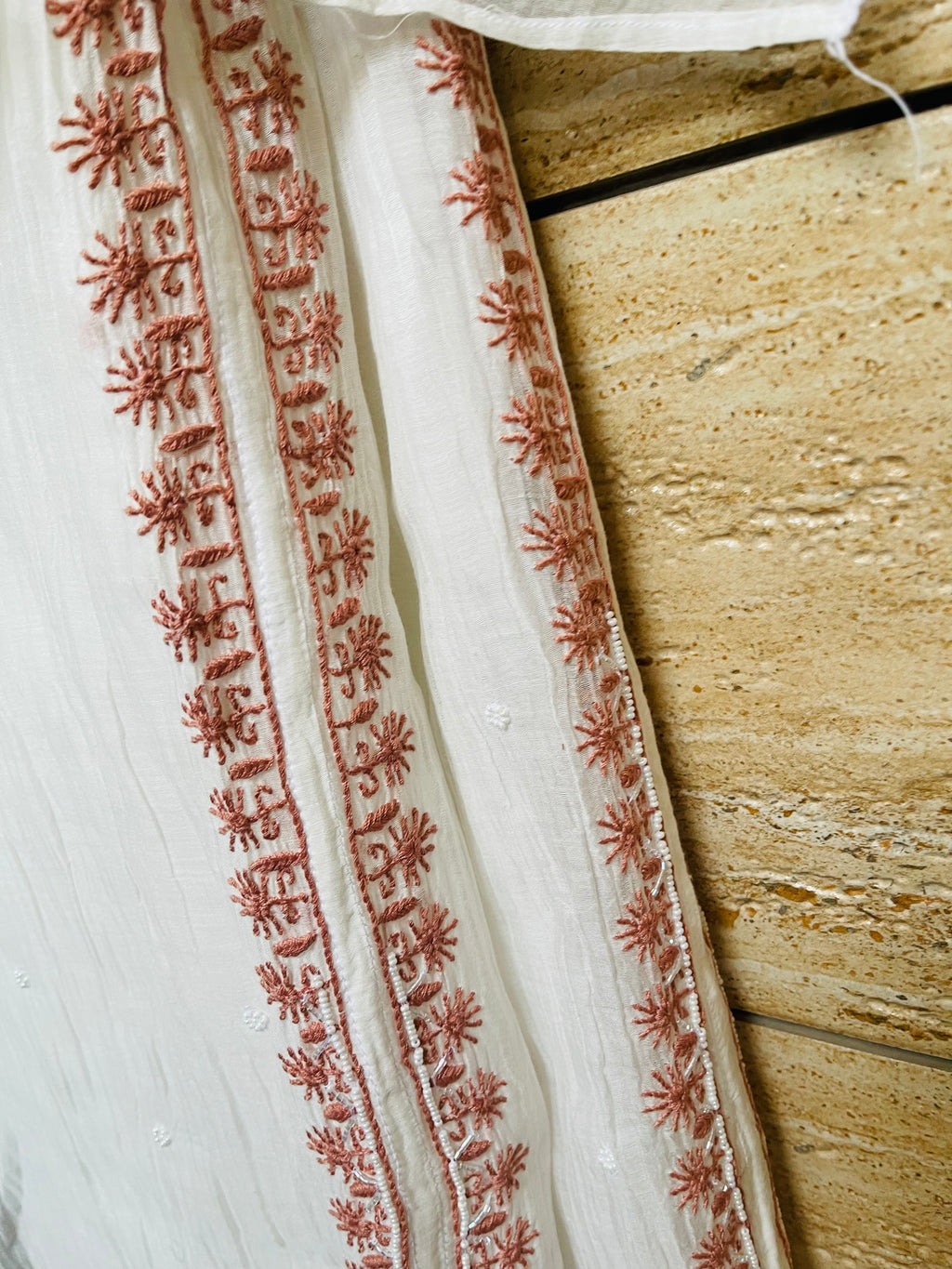 Noor-e-Zariah Cord Set Semi Stitch